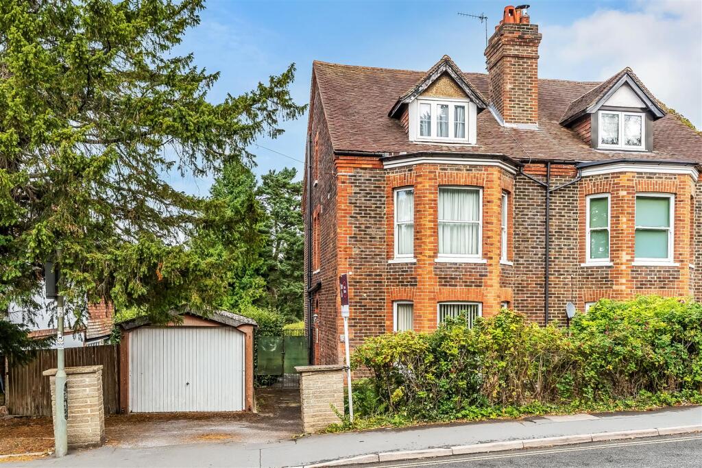 Main image of property: Snatts Hill, Oxted