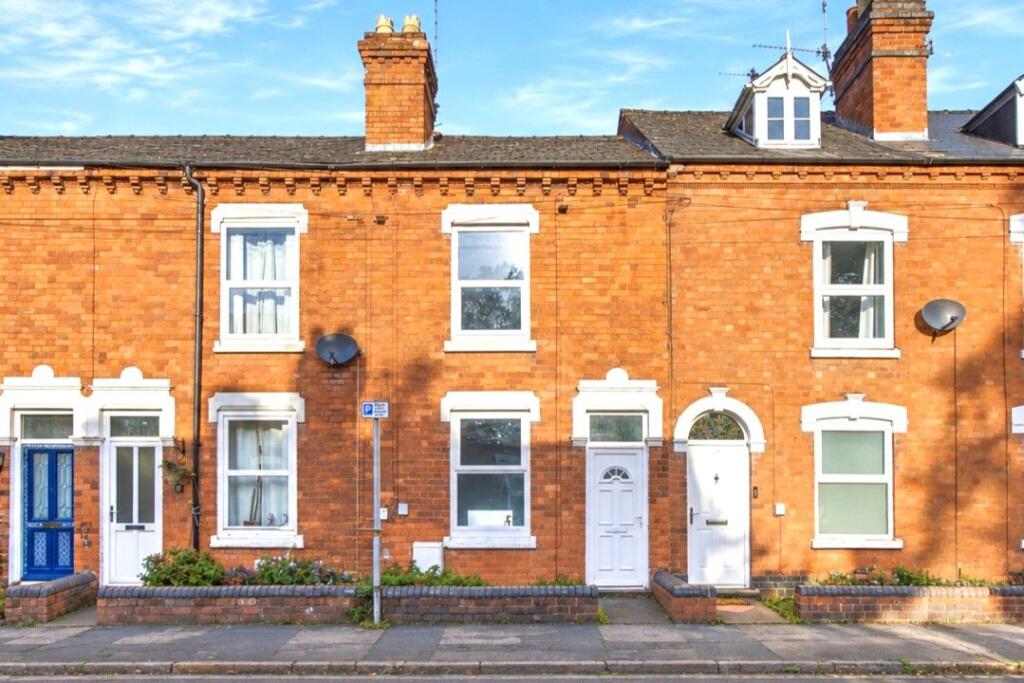 2-bed terraced on Southfield Street, Worcester, £180,000