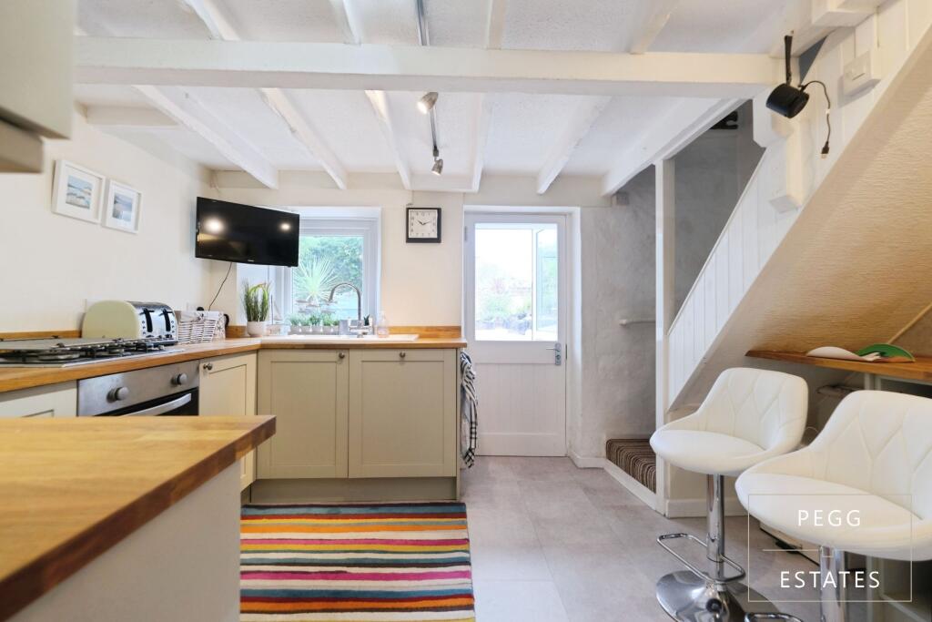 House in Torquay, Torbay - View 4