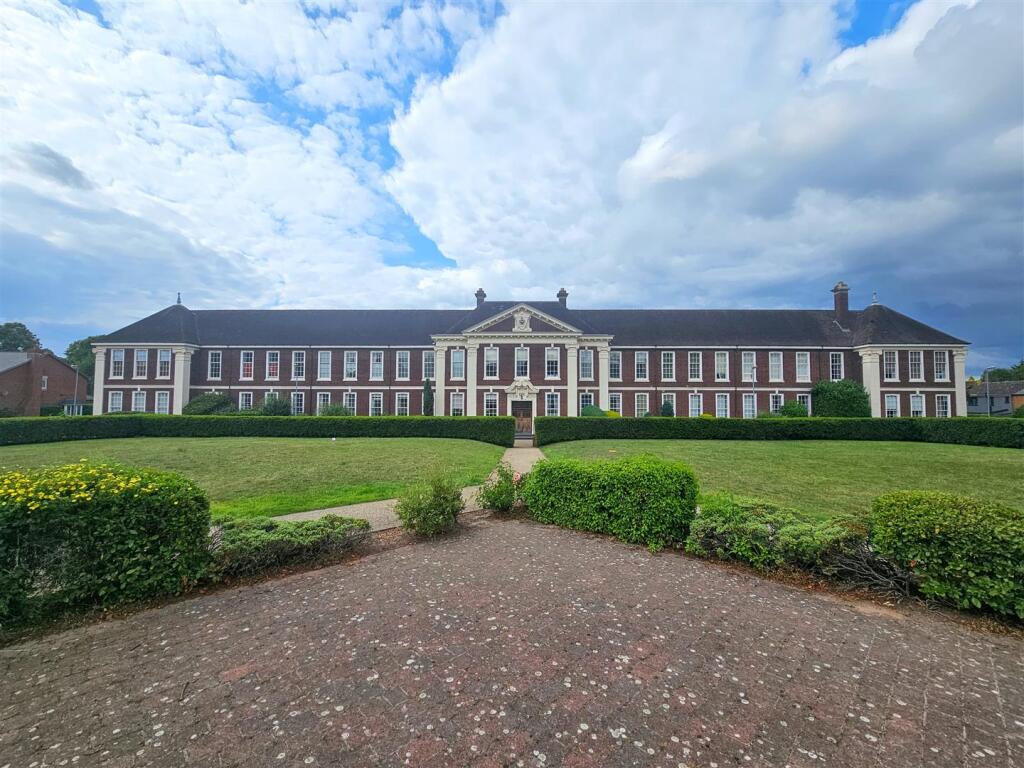 Main image of property: Lowbridge Walk, Bilston