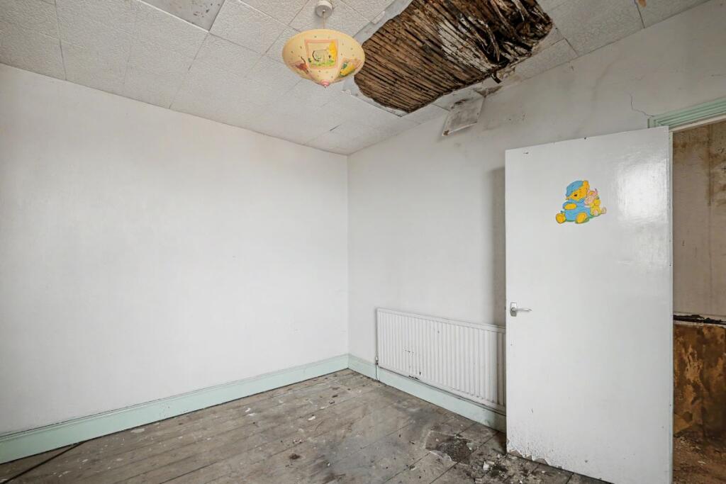 House in Swindon - View 4