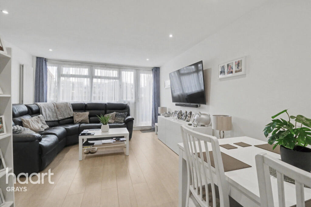 Main image of property: Centurion Way, Purfleet