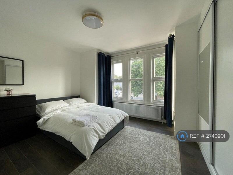 Main image of property: Oxford Road, Reading, RG30