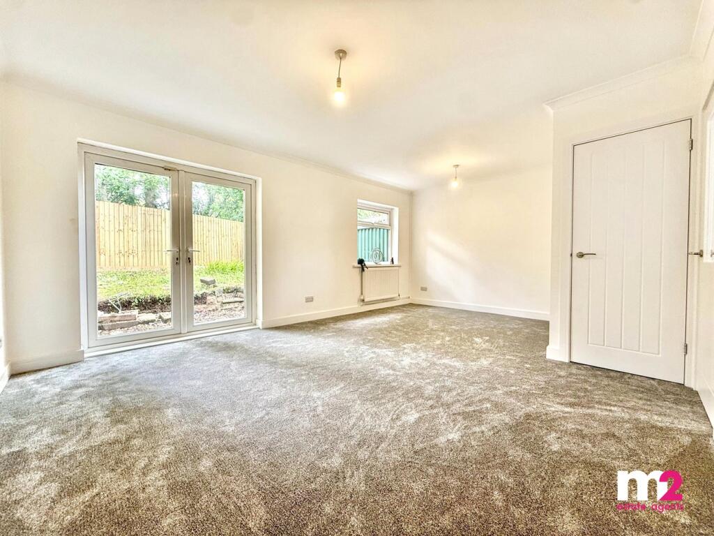 House in Newport, Bettws - More