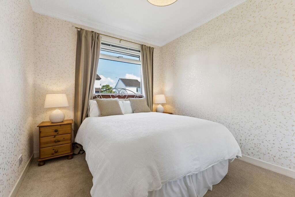 House in Stirling, Hillpark, Broomridge - More