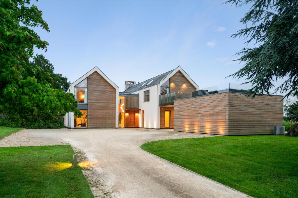 Main image of property: Stone-Edge Batch, Tickenham, Clevedon, Somerset BS21