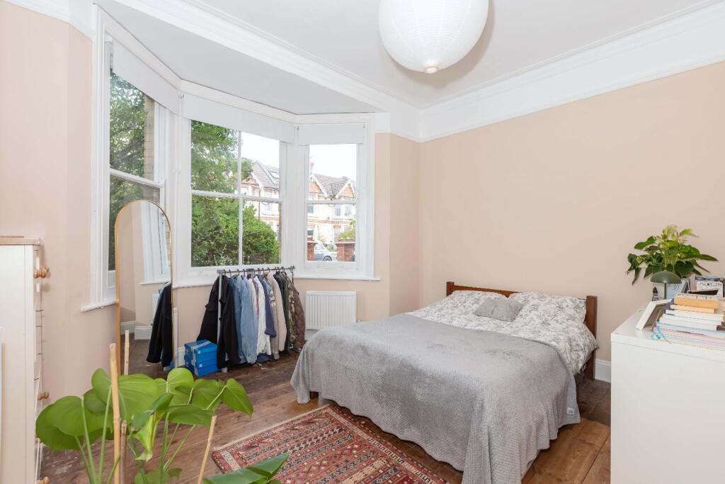 Apartment in Brighton - View 5