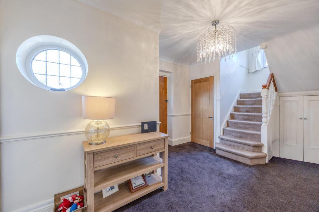 House in Southend-on-Sea - View 5