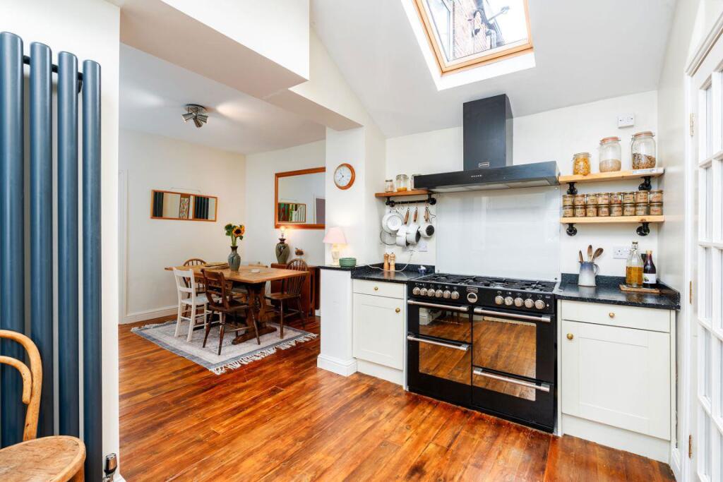 House in Sheffield, South Yorkshire - View 5