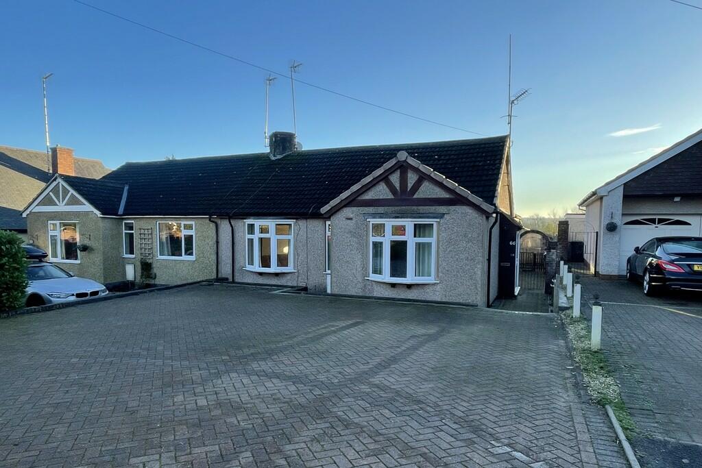 2-bed bungalow on Crick Road, Rugby, £325,000