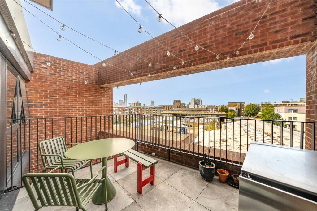 Apartment in London - View 4