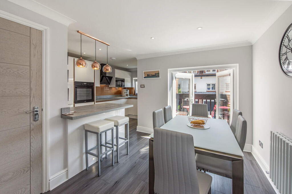 House in Portsmouth - View 3