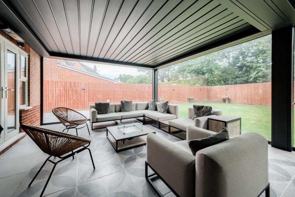 Whitefields Gate, Solihull photo 4