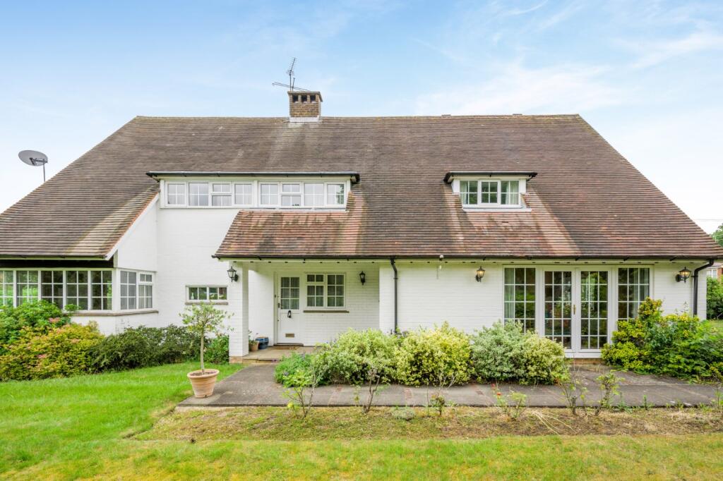 Faircross Way, St. Albans, Hertfordshire - View 2