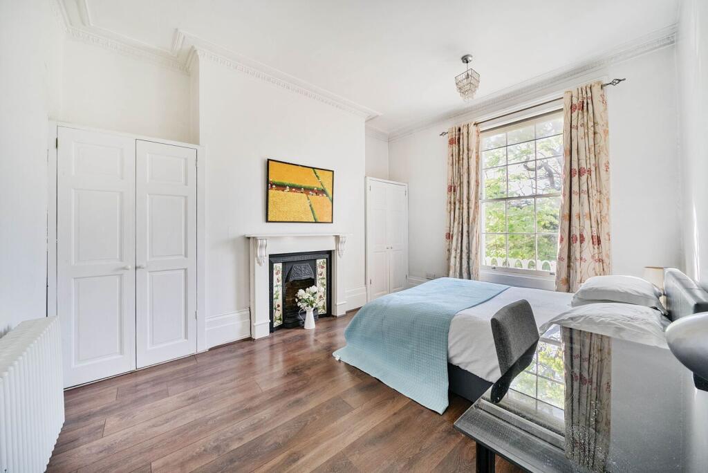 Shooters Hill Road, Blackheath, London, SE3 - Mehr