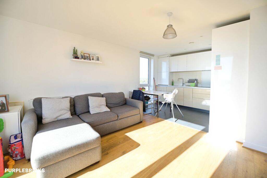 Apartment in London - View 5