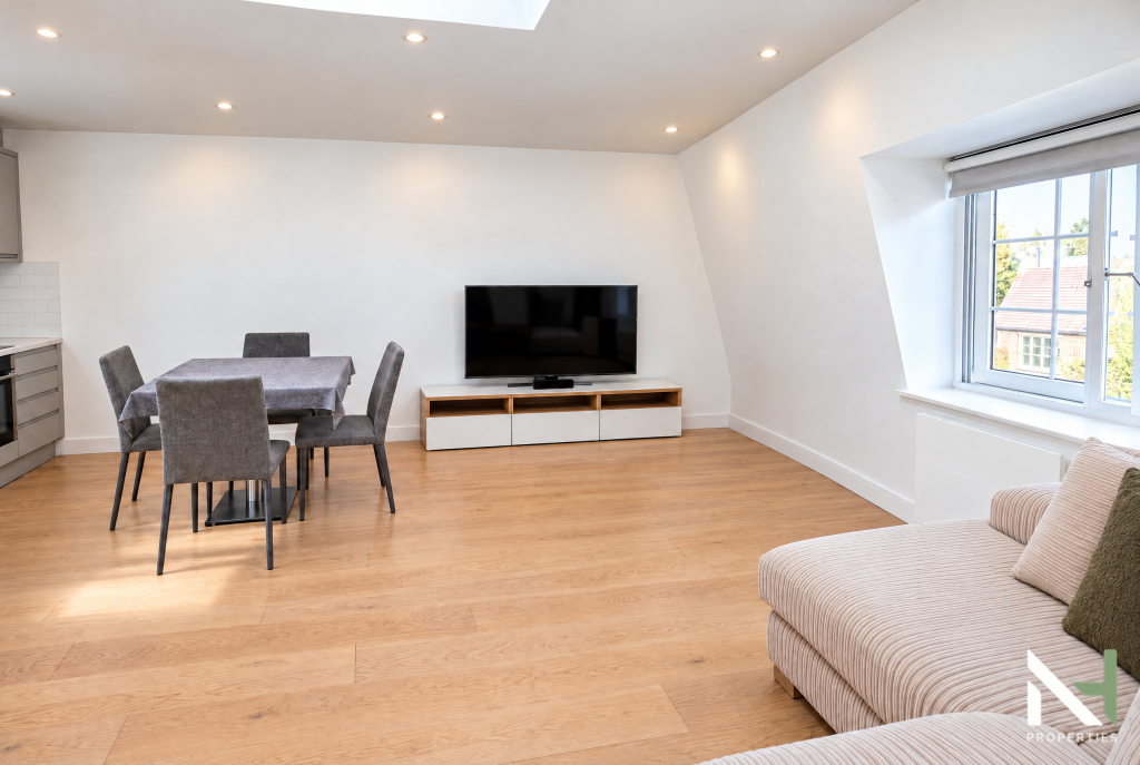 Apartment in London - More