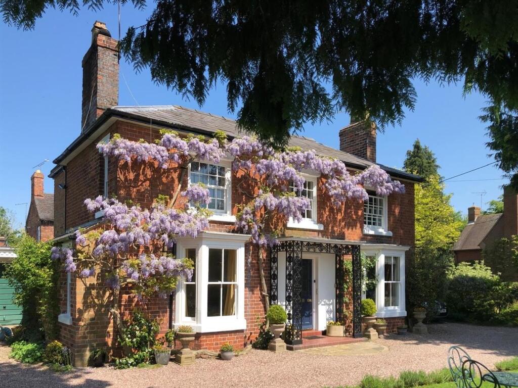 4-bed house on Woore Road, Audlem, CW3, £550,000