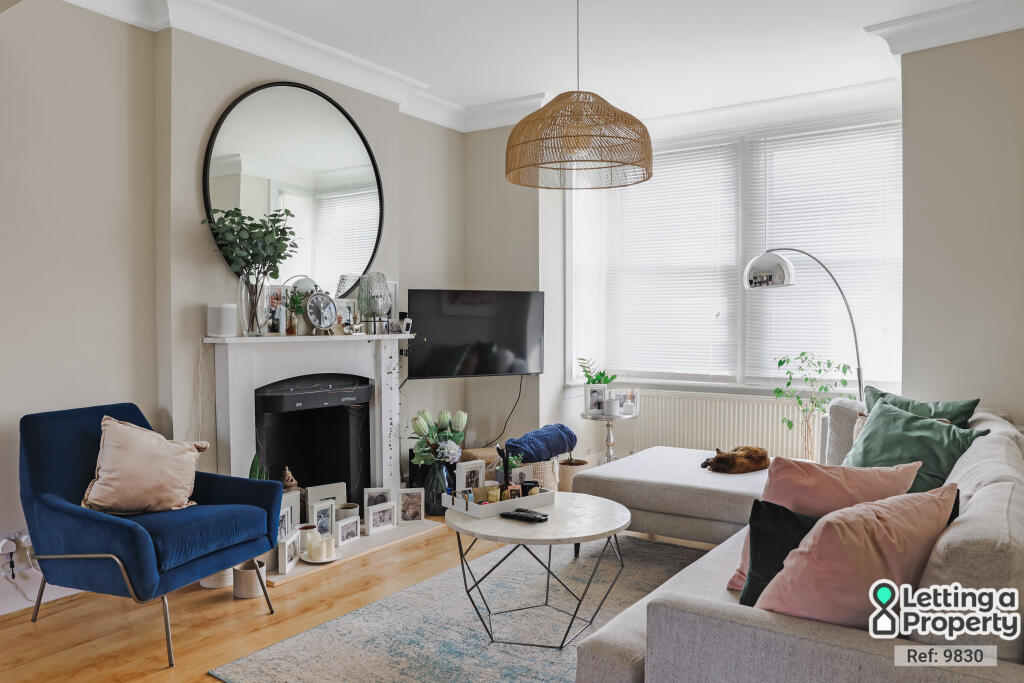 2 bedroom end of terrace house for rent