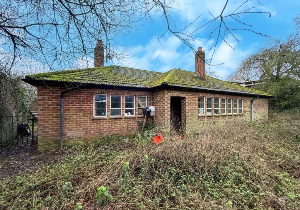 Main image of property: The Bungalow, Sandhurst Lane, Bexhill-on-Sea, East Sussex, TN39 4RH