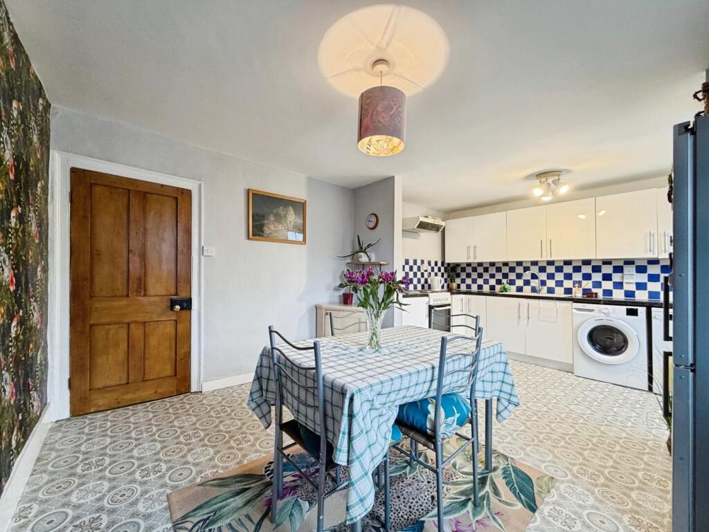 Apartment in Hythe, Orchard Valley - View 3