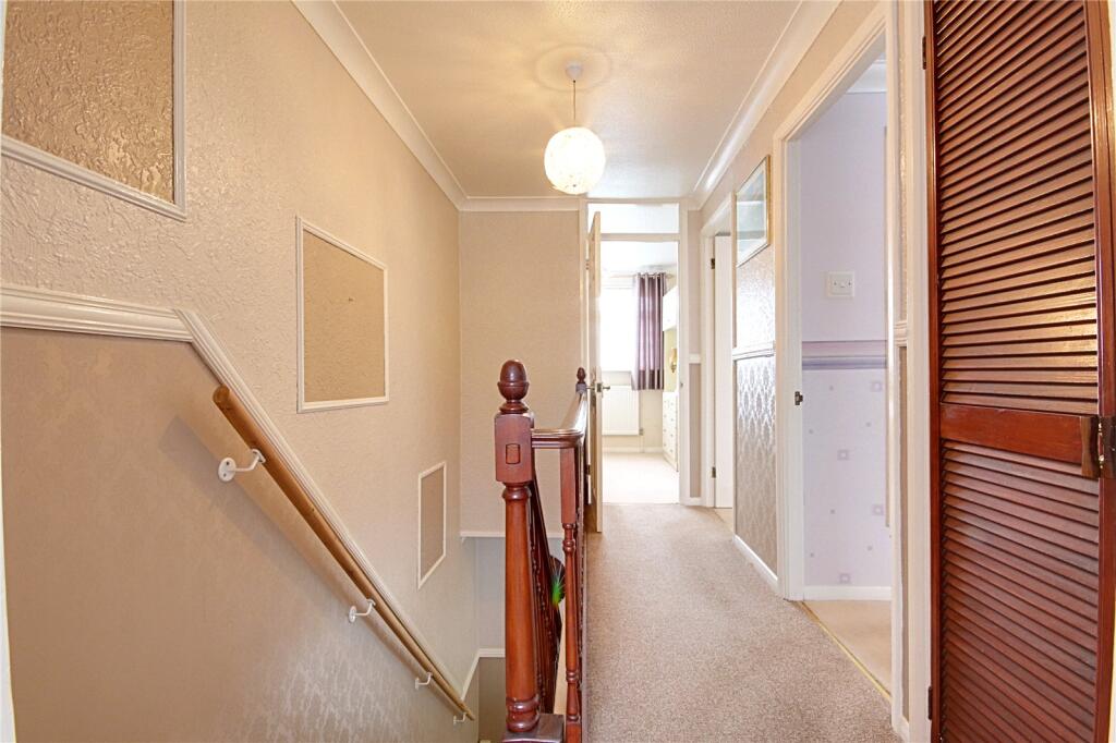 House in Enfield - View 4