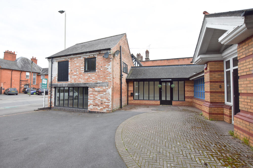 Main image of property: Bushloe End, Wigston, LE18