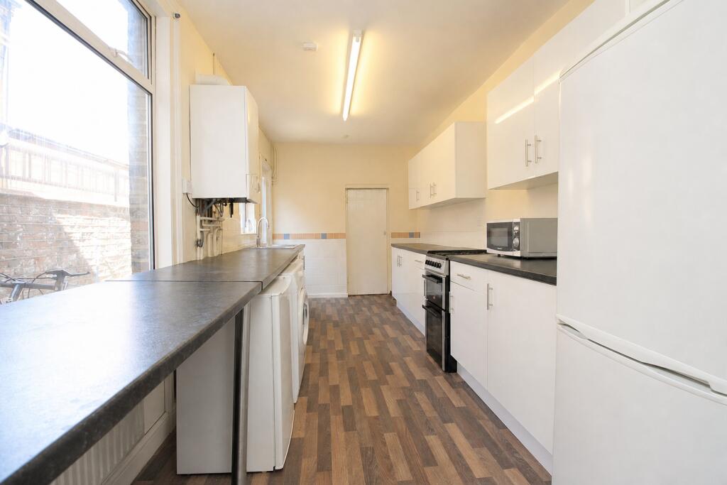 House in Bedford, Harpur - View 5