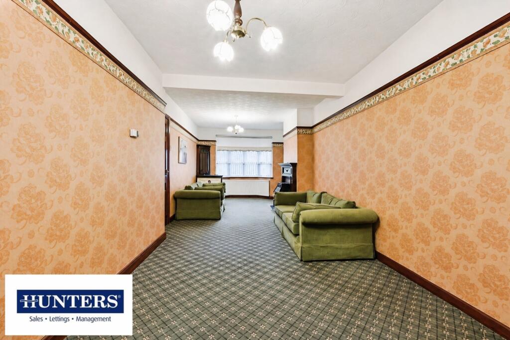 House in London, Shooters Hill - More