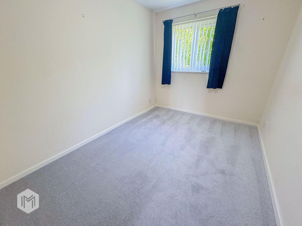 Apartment in Warrington - More