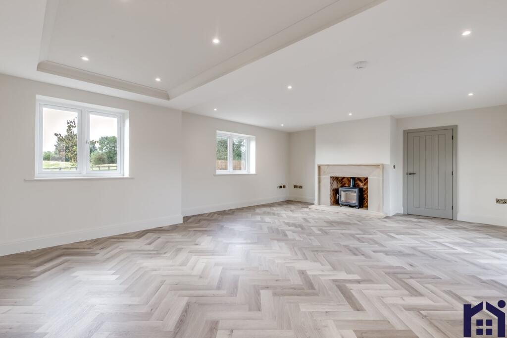 4 bed detached house for sale in Mawdesley L40 – £925,000