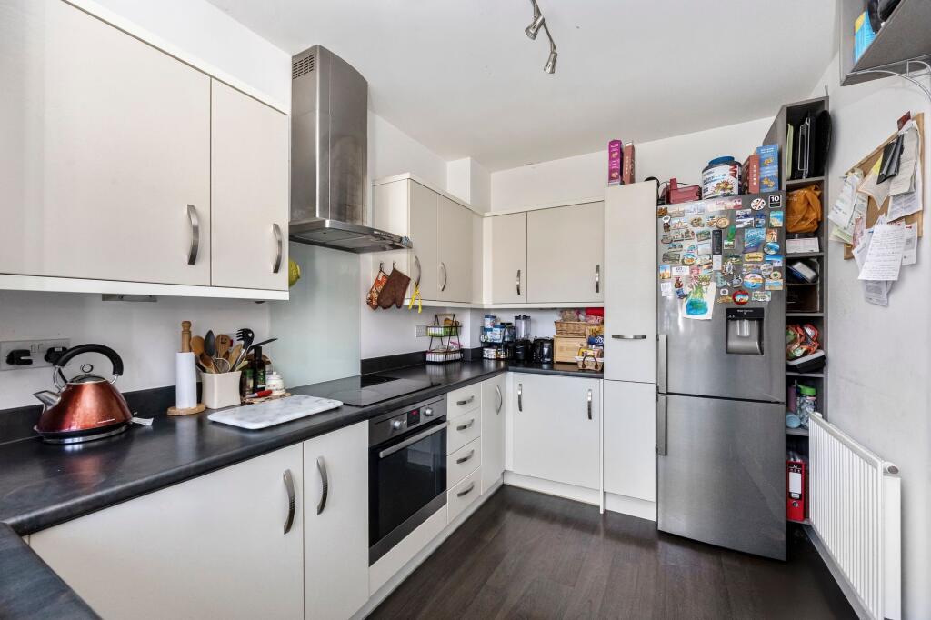 Meadow Drive, Henfield, BN5 photo 5