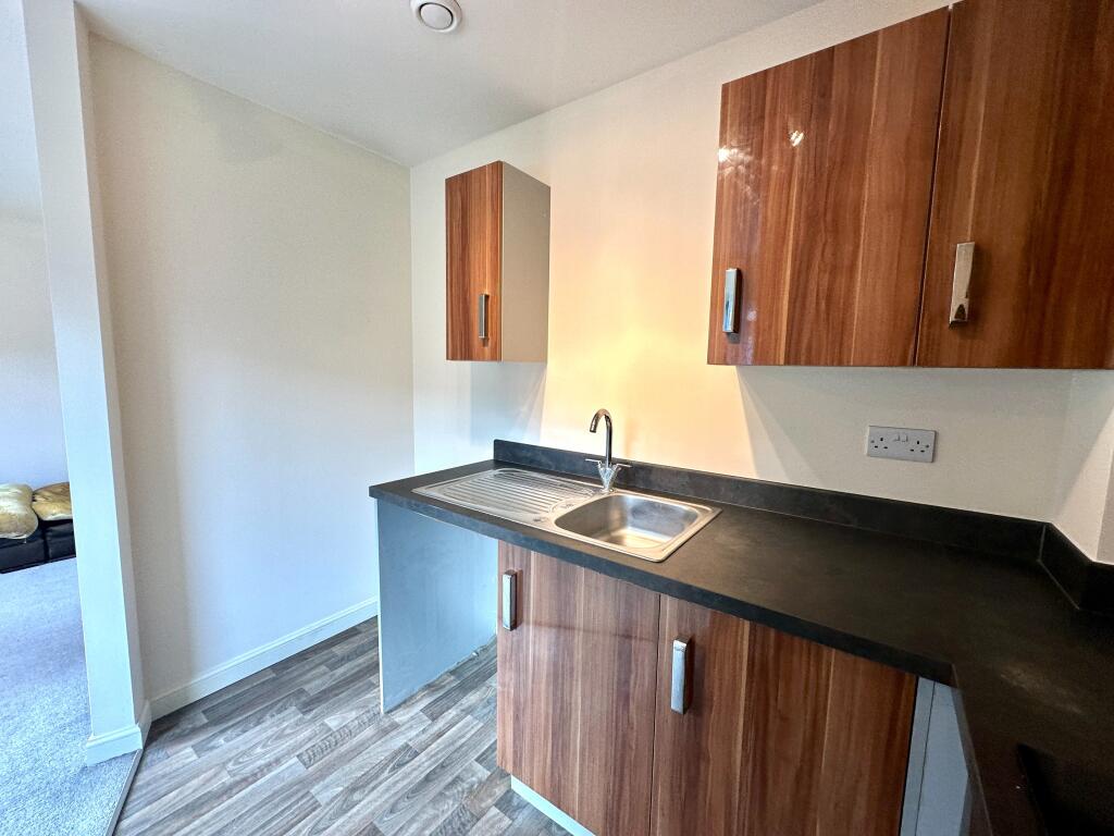 Apartment in Wolverhampton - More