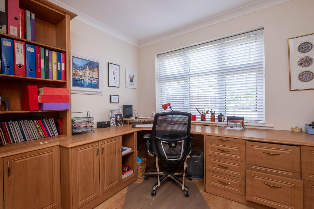 House in London - View 5