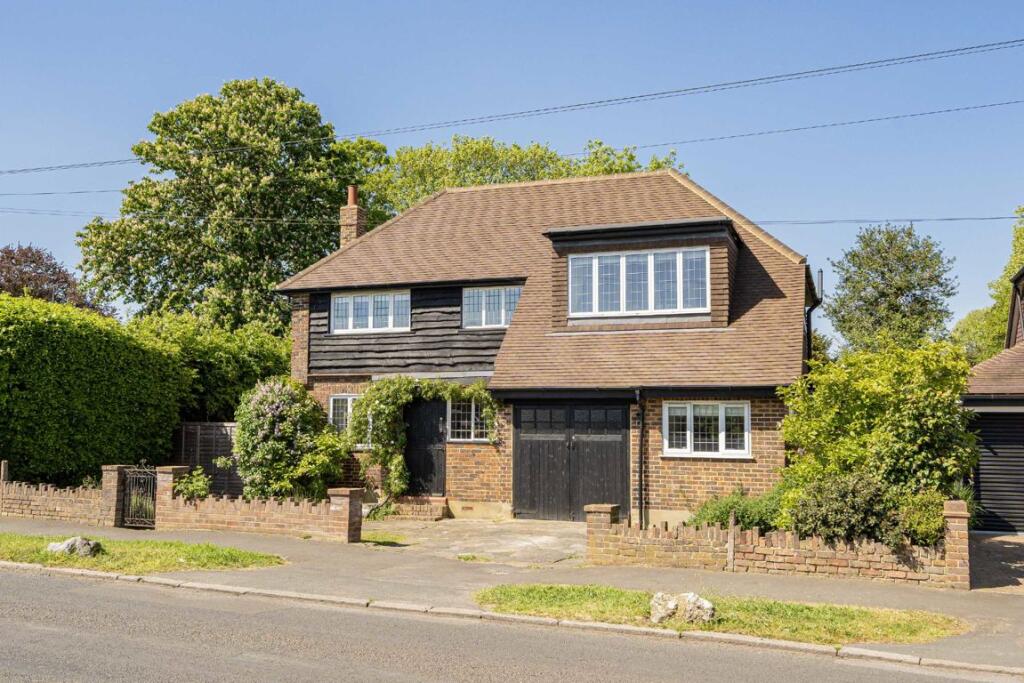 Main image of property: Lower Hampton Road, Sunbury-On-Thames