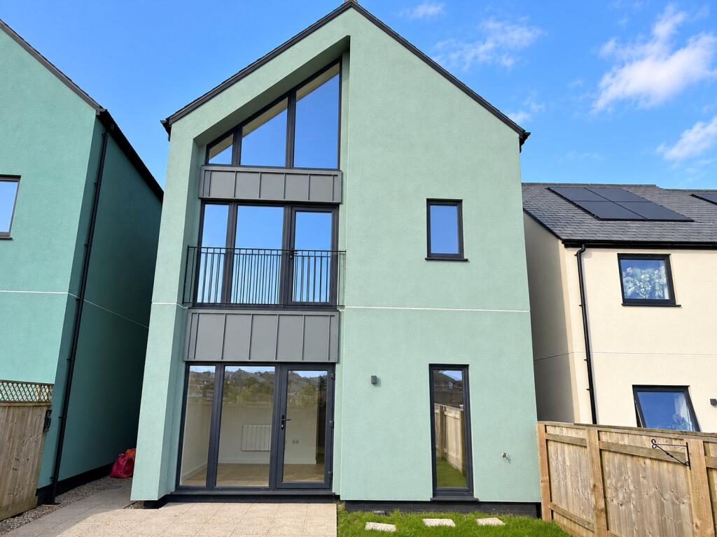 House in Plymouth - View 5