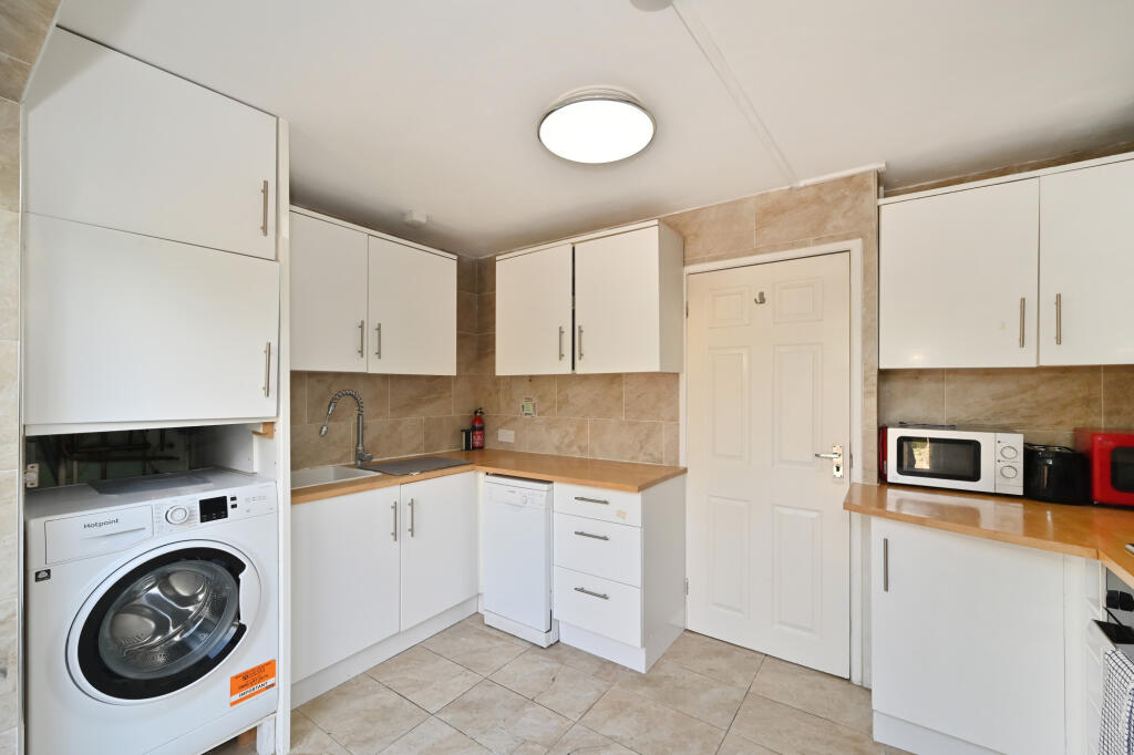 House in London, Beckton - View 3
