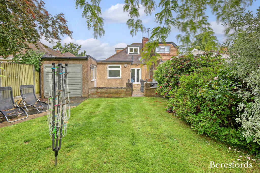 Crow Green Road, Brentwood, CM15 photo 2