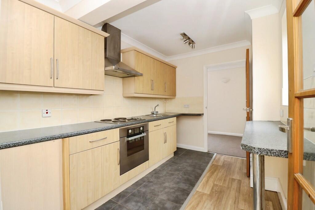 Apartment in East Lindsey, Midthorpe, West Ashby - View 2