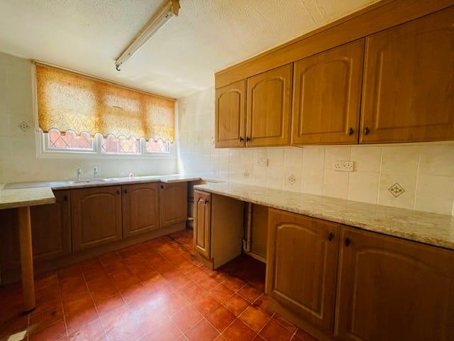 Ramsey Close, West Bromwich, B71 photo 4