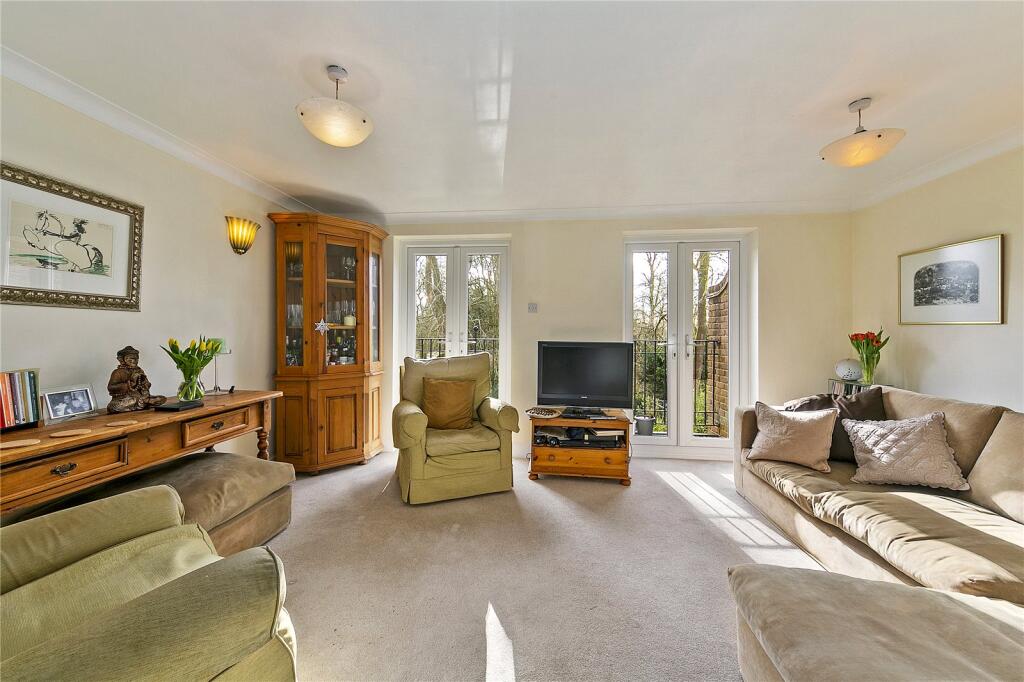 Oxford Row, Sunbury – pohled 4