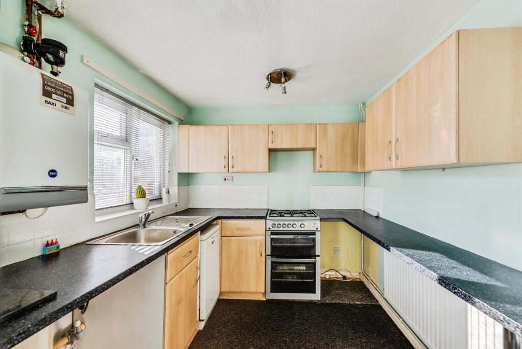 House in Swindon, West Swindon - View 5