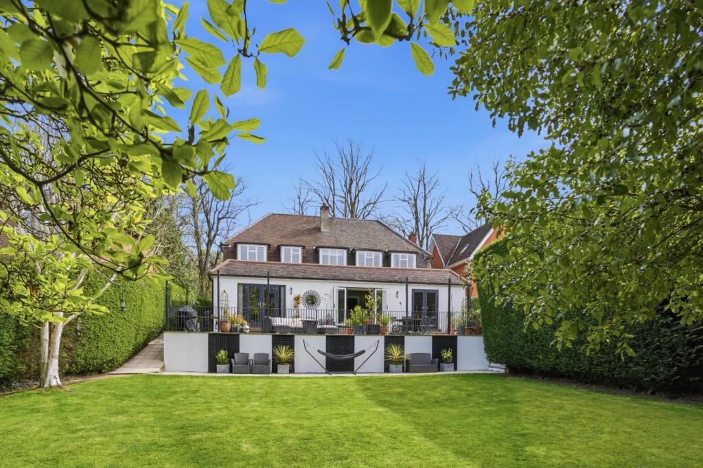 Main image of property: The Drive, Banstead