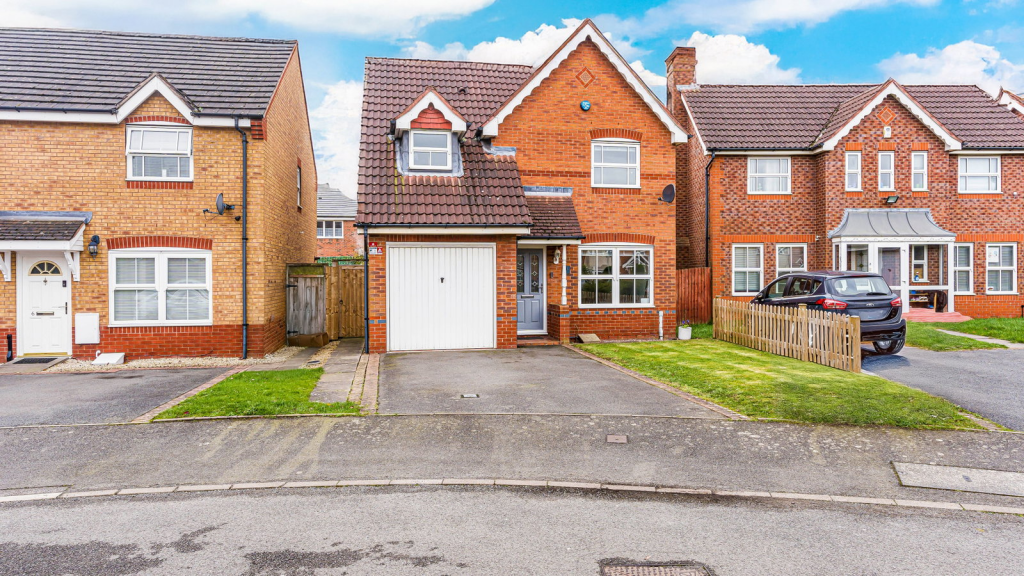 Main image of property: Gunner Grove, Sutton Coldfield, B75 7HE