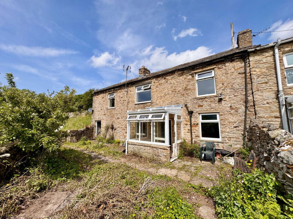 2-bed house on Low Row, Richmond, DL11 6PE, £175,000