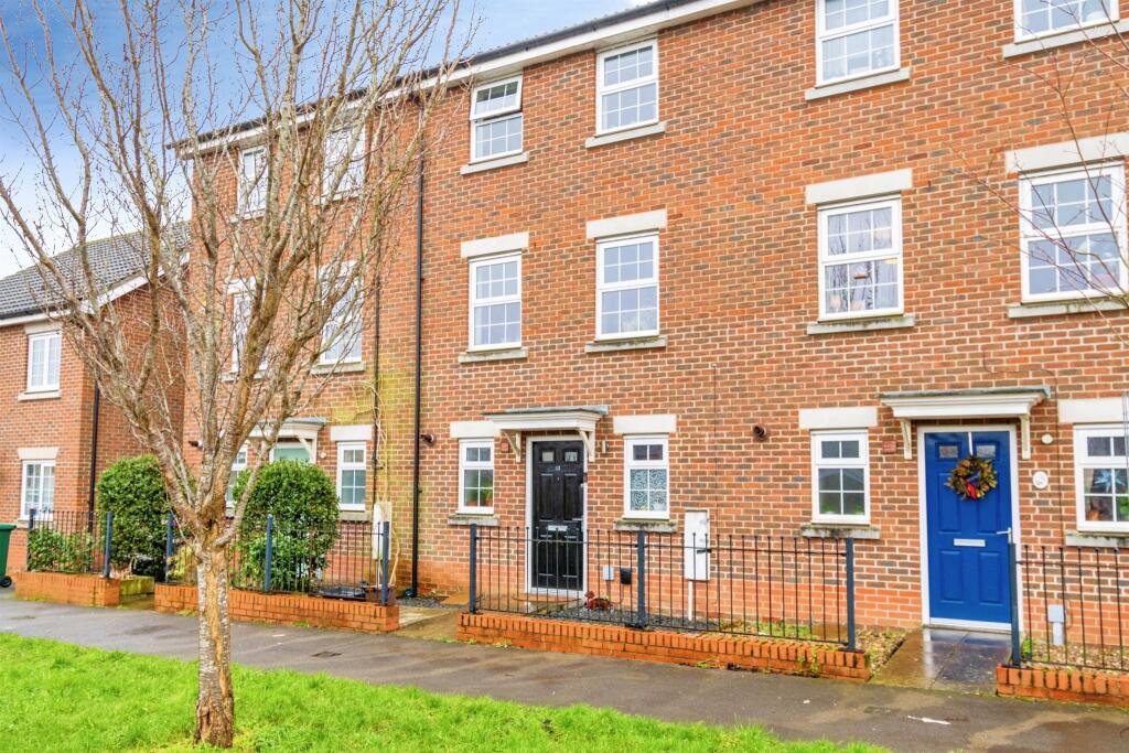 Main image of property: South Street, Eastleigh