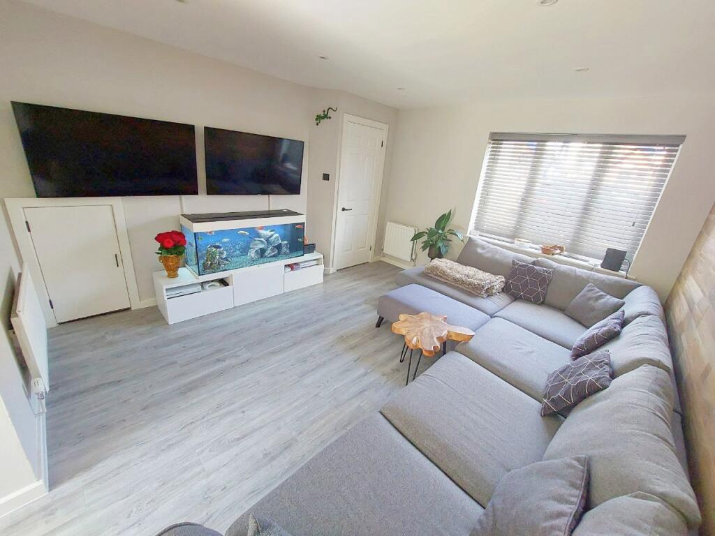 House in Stevenage, Chells Manor - View 2