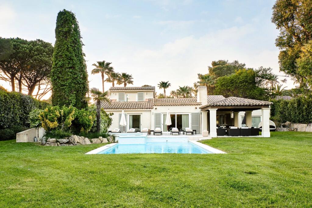 Main image of property: Provence-Alps-Cote d`Azur, Var, St-Tropez