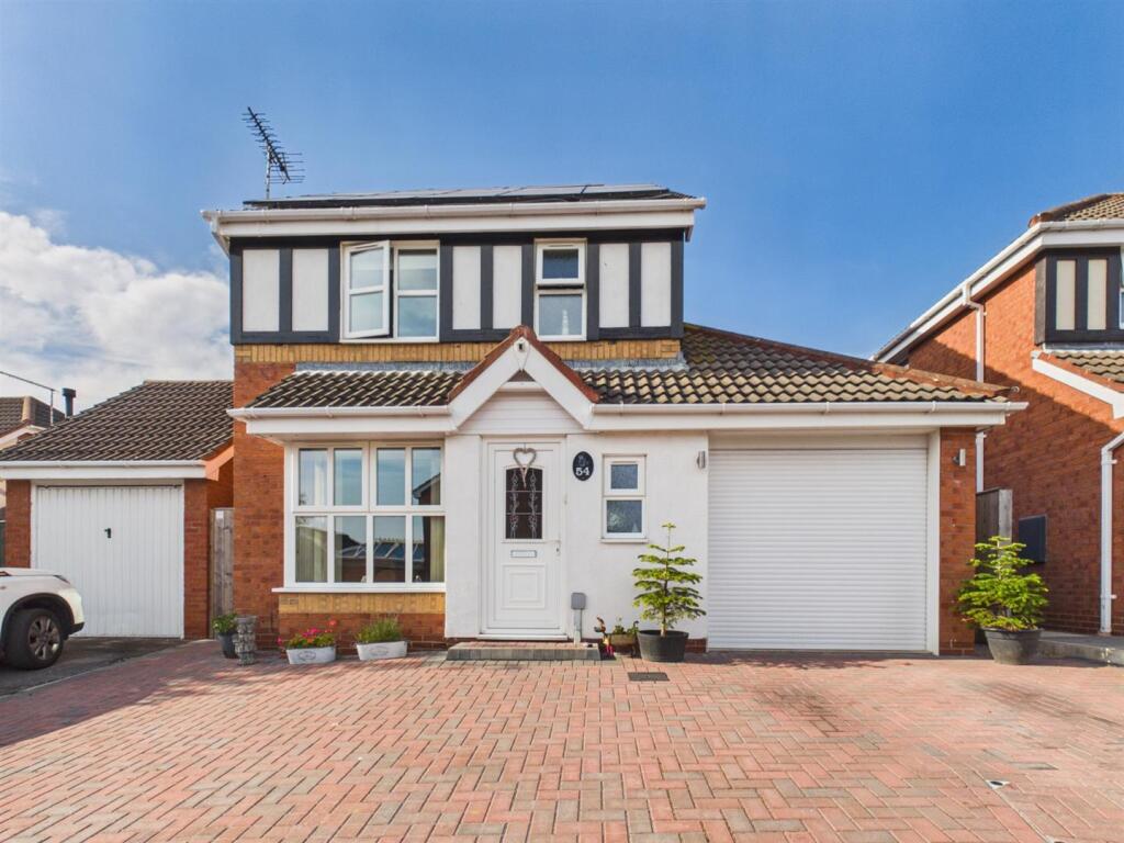 Main image of property: Aysgarth Rise, Bridlington