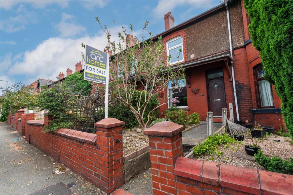 Main image of property: Lovers Lane, Atherton, Manchester